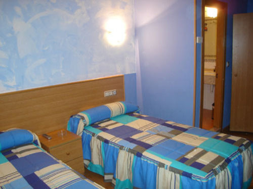 Hotel Dona Maria Gijón Extérieur photo
